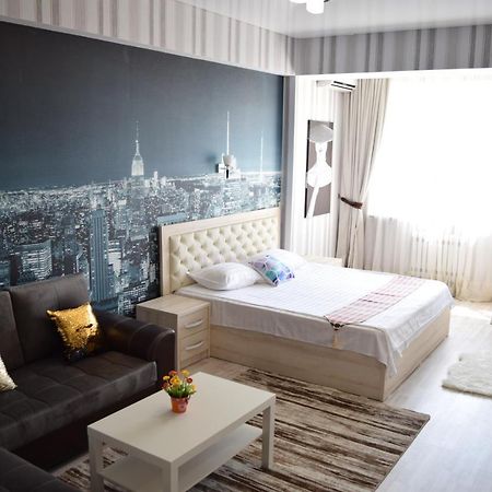 Studio Boutique Apartment Bischkek Exterior foto